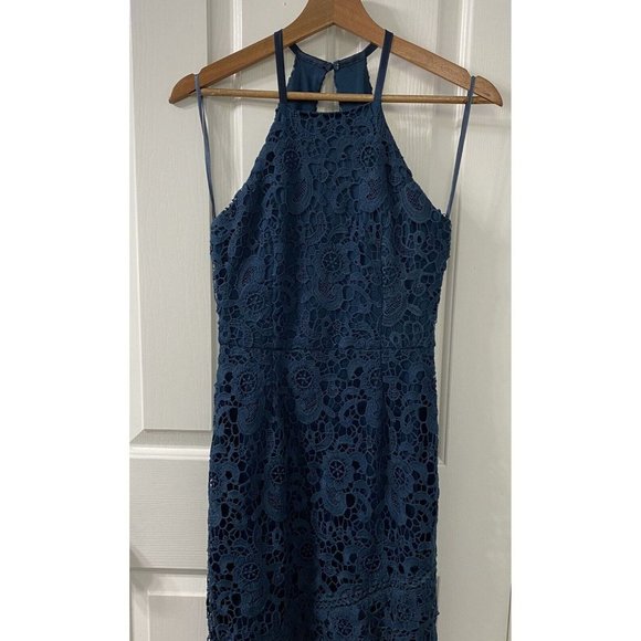Francesca's Collections Dresses & Skirts - Francesca’s Navy Blue Halter Dress Small Mid Thigh Length Thick Floral Lace